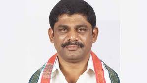 ಐಟಿ ಅಧಿಕಾರಿಗಳ ಅನಗತ್ಯ ವಿಳಂಬ: ಡಿ.ಕೆ.ಸುರೇಶ್ ಆರೋಪ